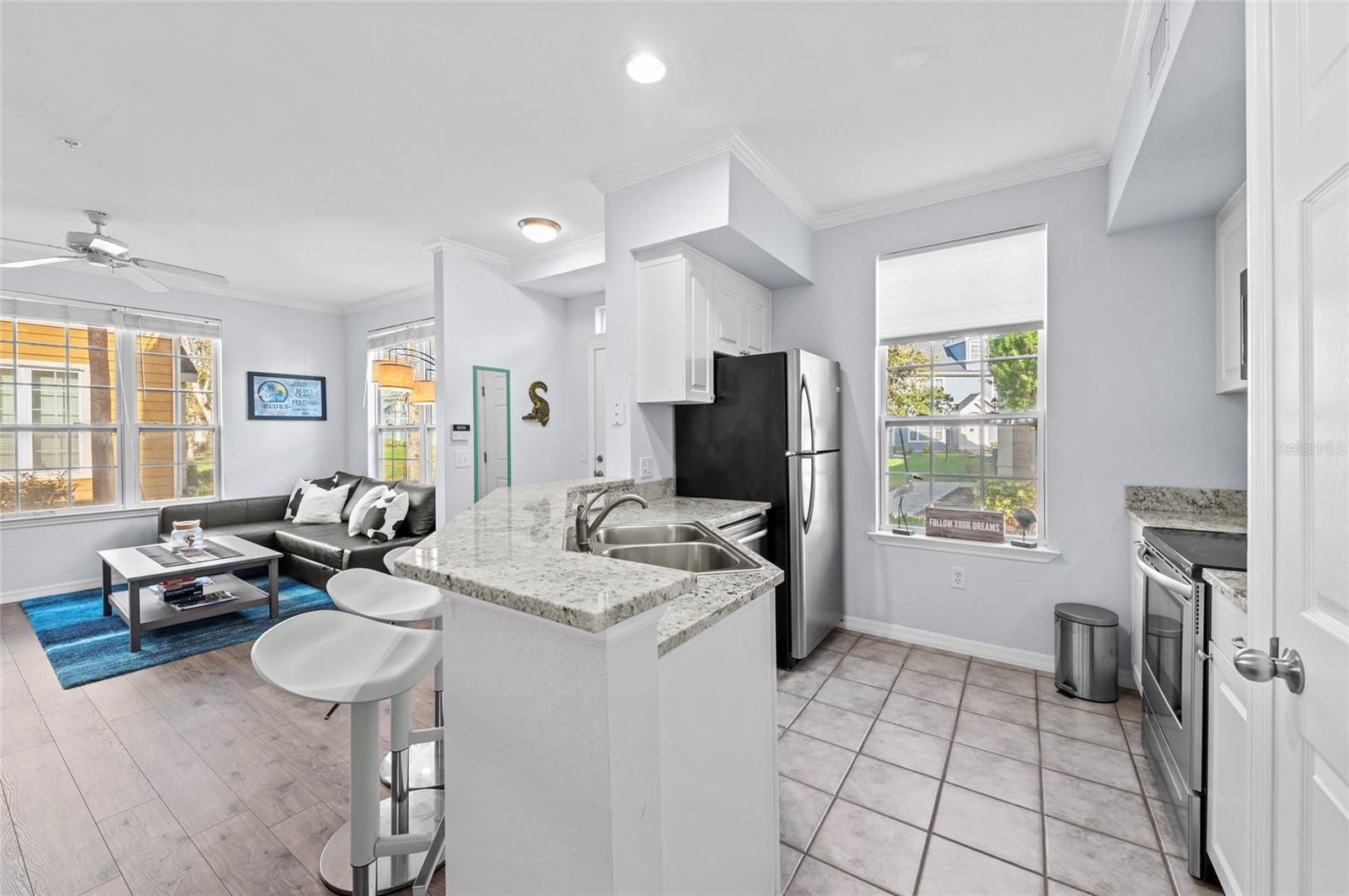 ADMIRALS WALK - Residential