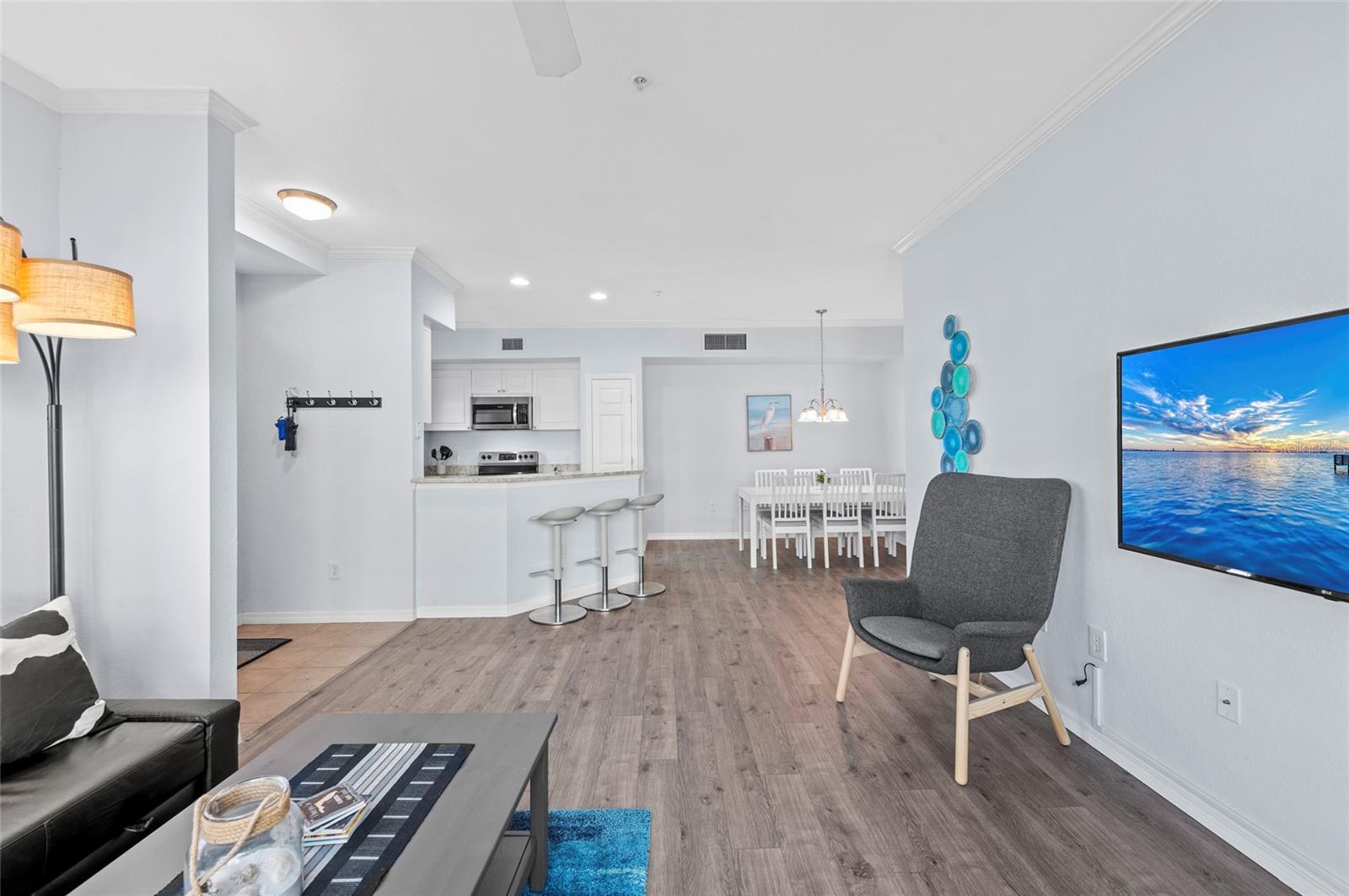 ADMIRALS WALK - Residential