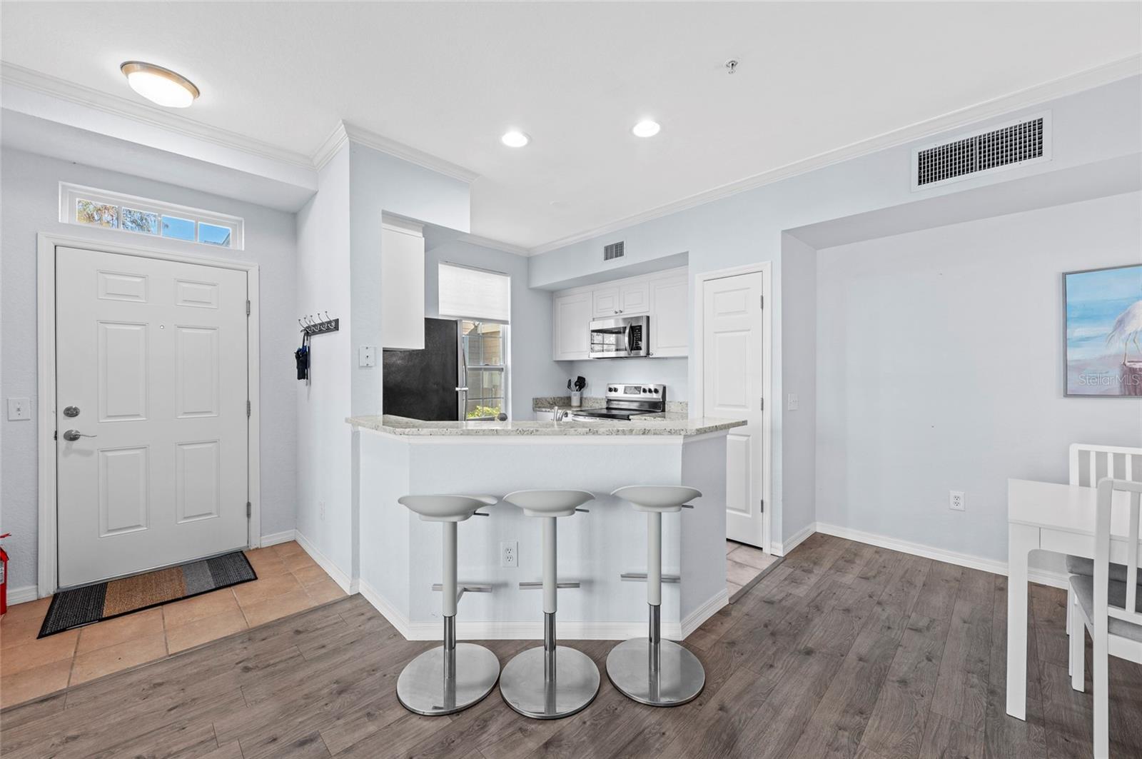 ADMIRALS WALK - Residential