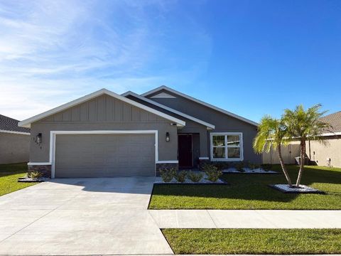A home in SUMMERFIELD