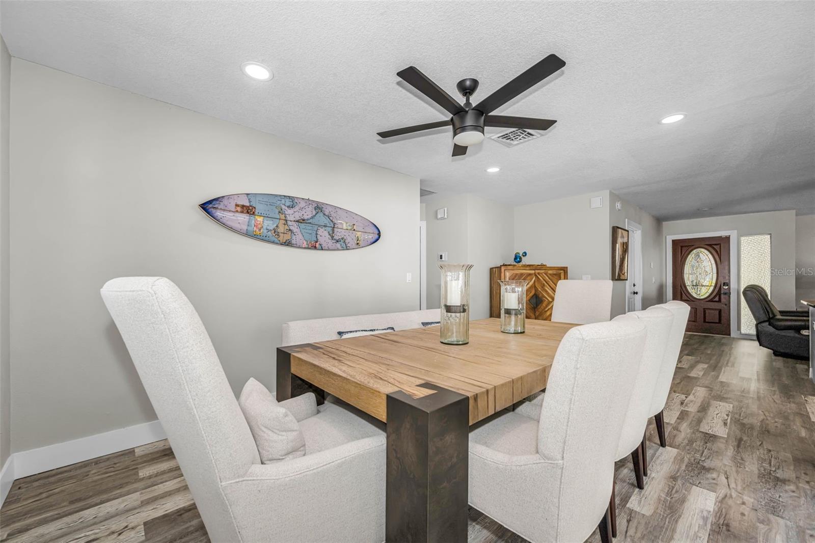 RAVENWOOD MANOR - Residential