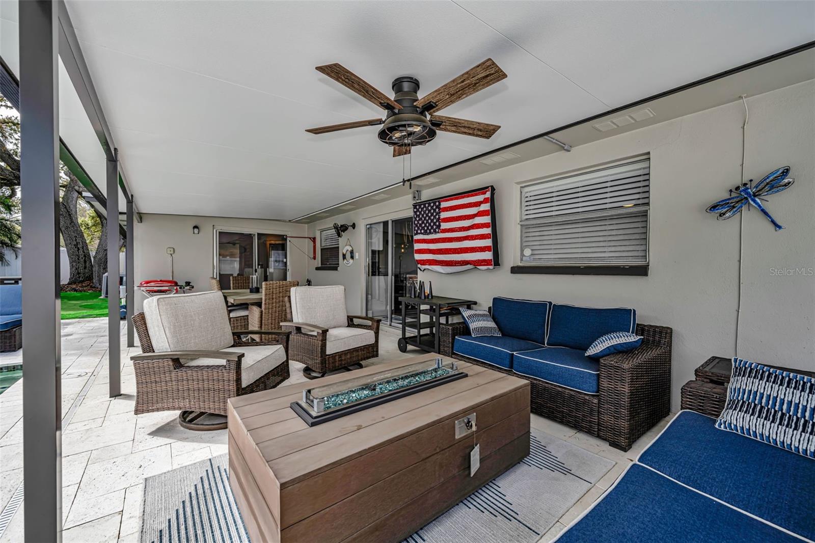 RAVENWOOD MANOR - Residential