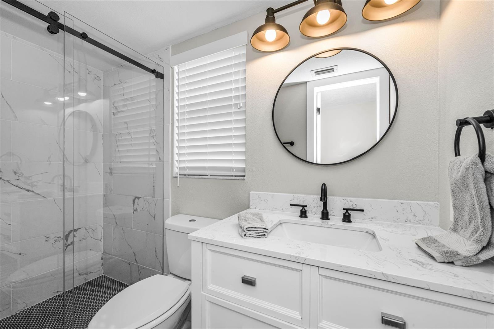 RAVENWOOD MANOR - Residential