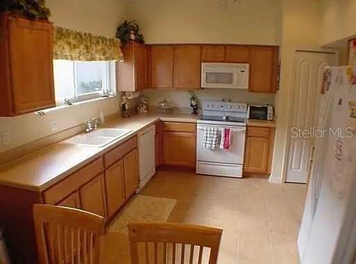 STONEYBROOK WEST - Residential Lease