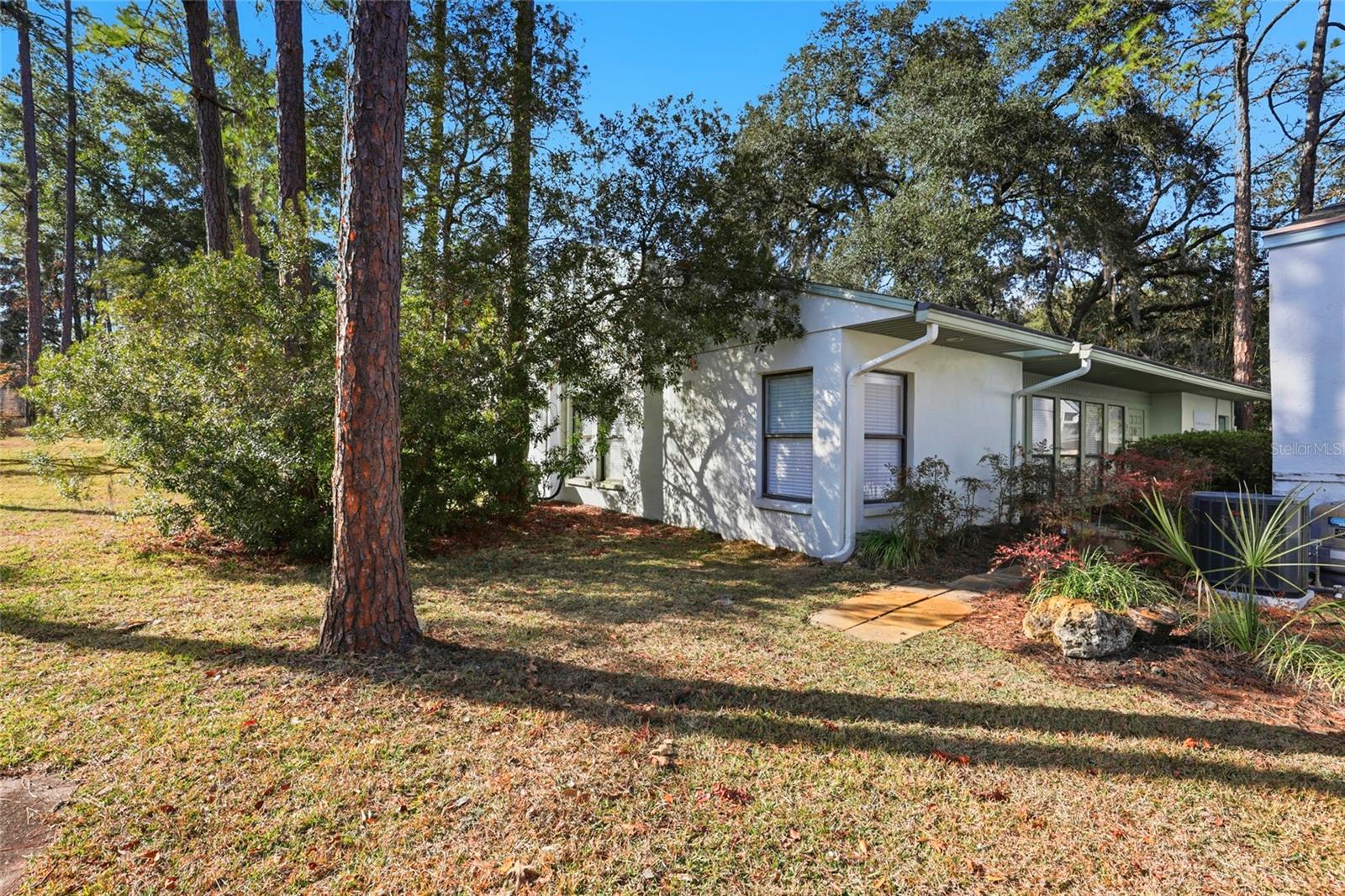 THORNEBROOK III CONDO OFFICE PARK - Commercial Sale