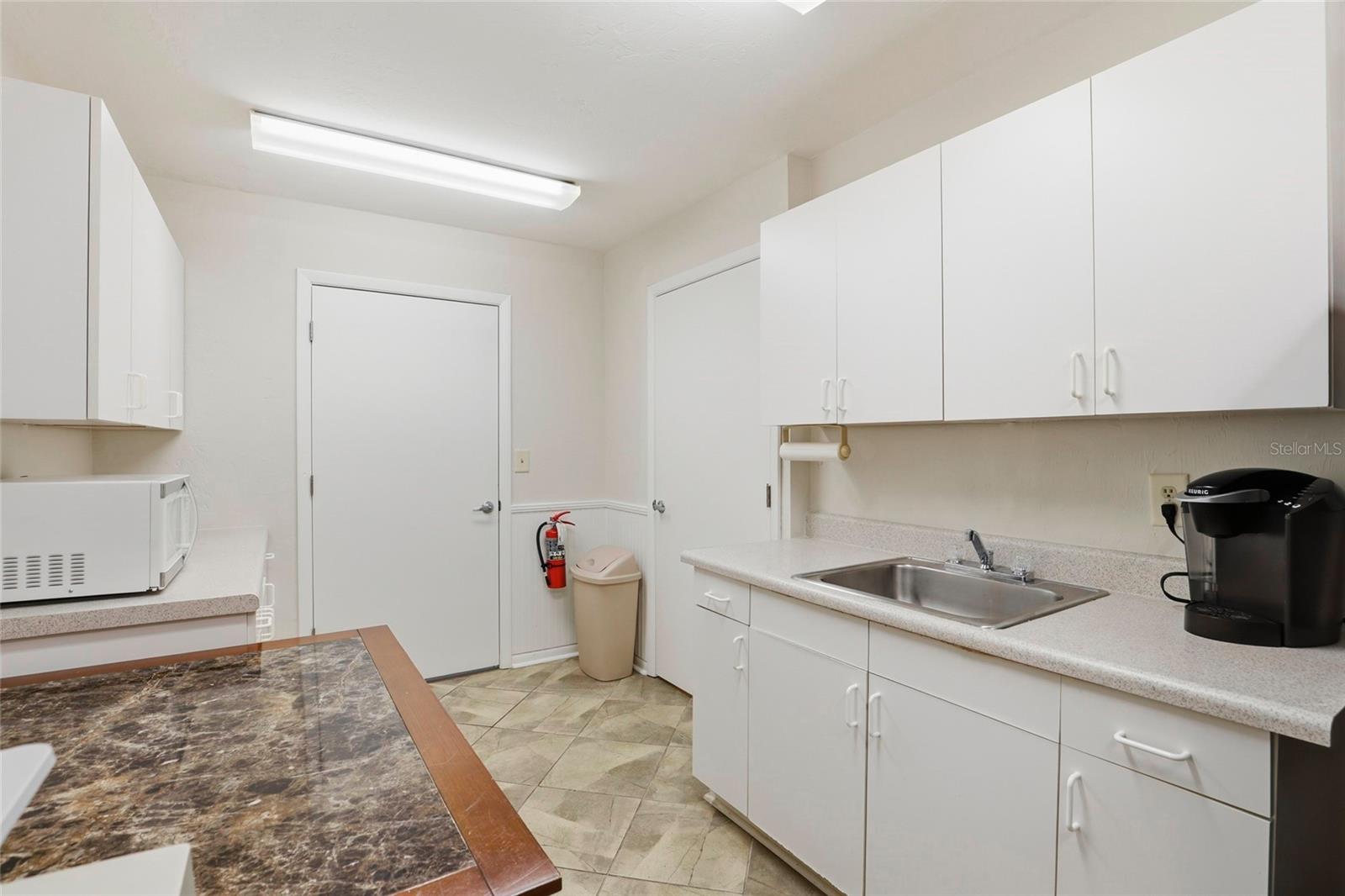 THORNEBROOK III CONDO OFFICE PARK - Commercial Sale