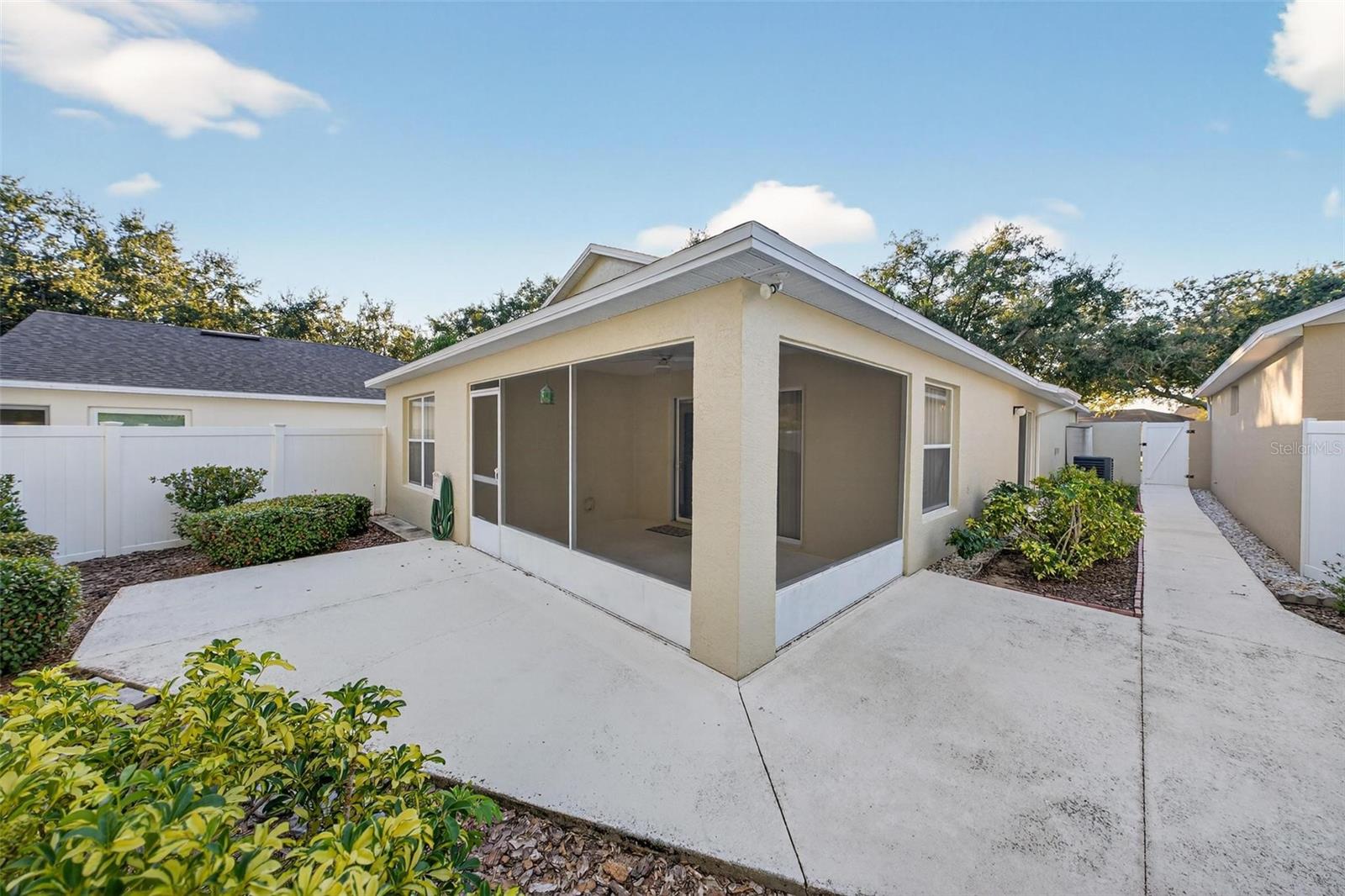 WHITEHALL AT KINGS RIDGE - Residential