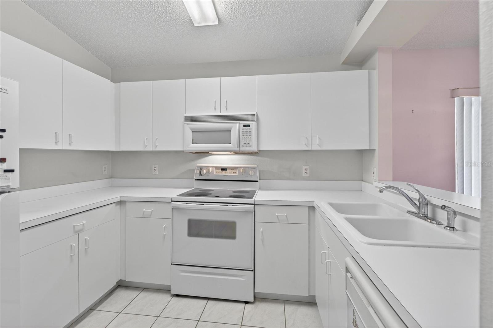 WHITEHALL AT KINGS RIDGE - Residential