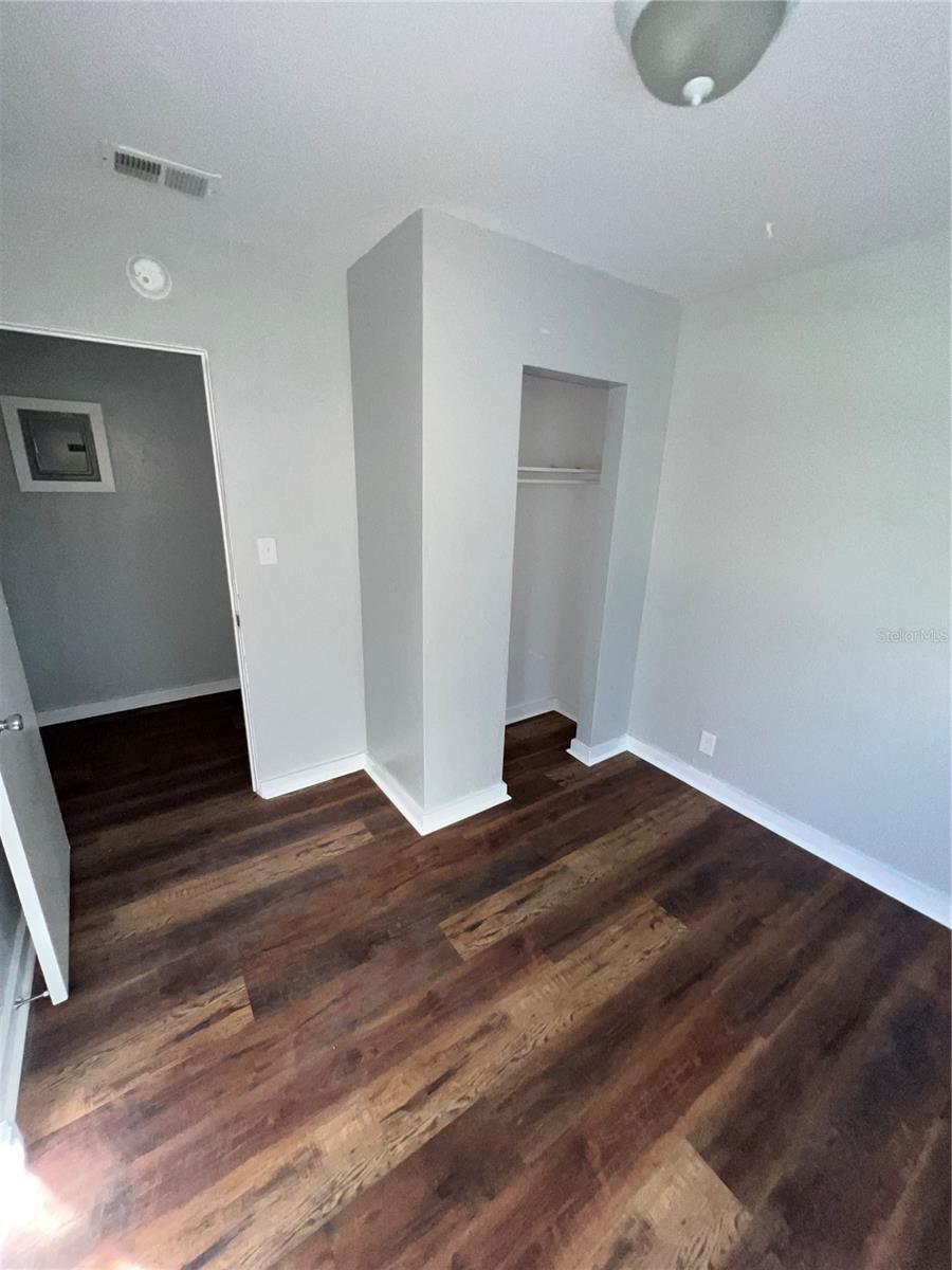 DAYTONA GARDENS 01 - Residential Lease