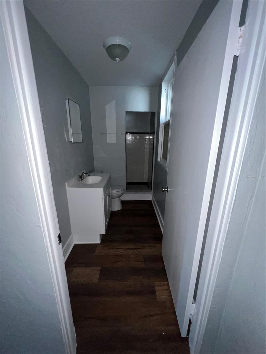 DAYTONA GARDENS 01 - Residential Lease