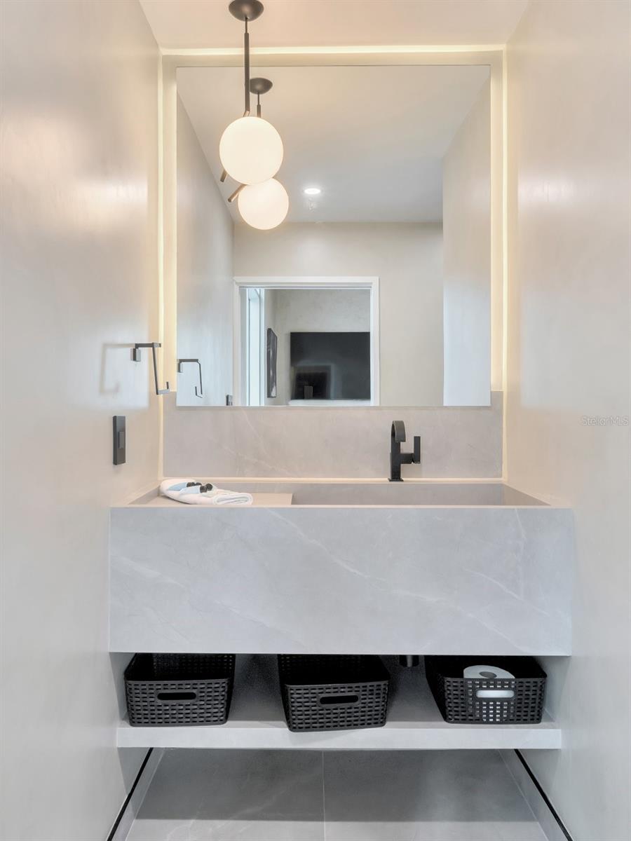 JACKSON - Residential Lease