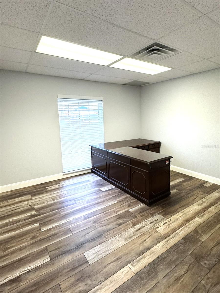 BELLEAIR MANOR UN 3 - Commercial Lease