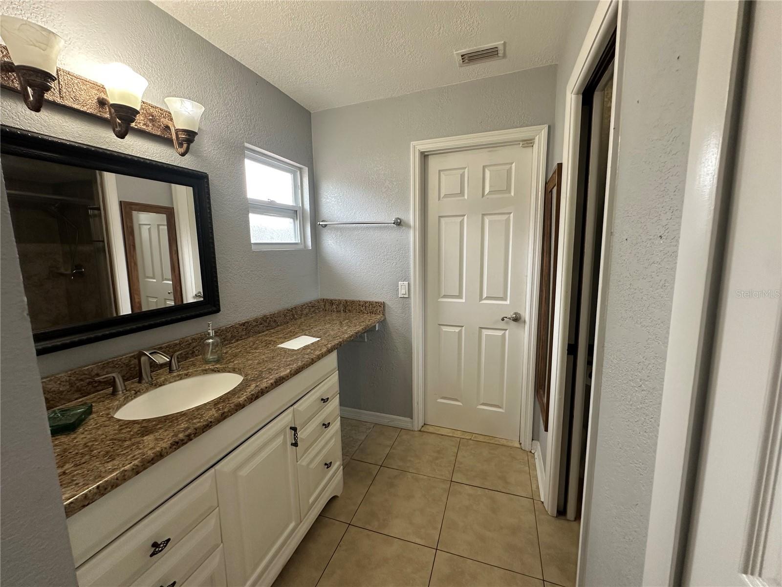 ORANGE PARK - Residential Lease