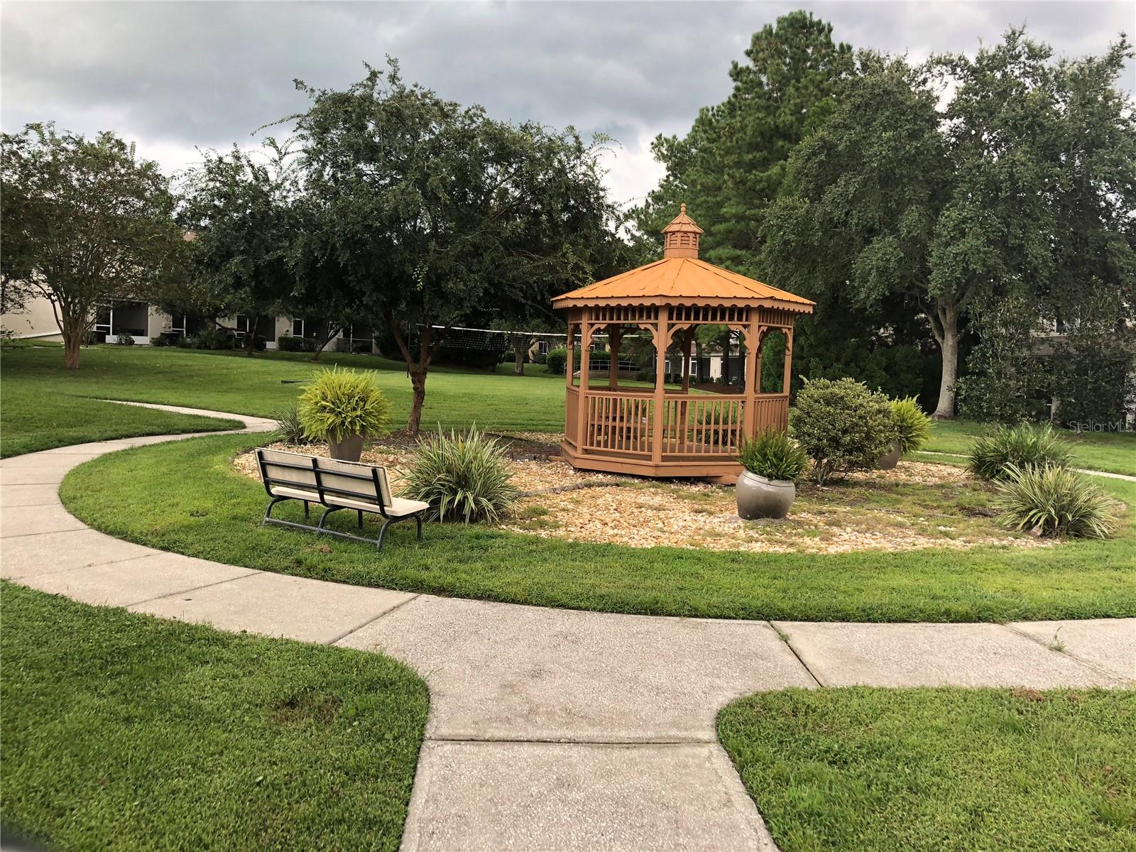 REGENCY KEY TWNHMS - Residential Lease