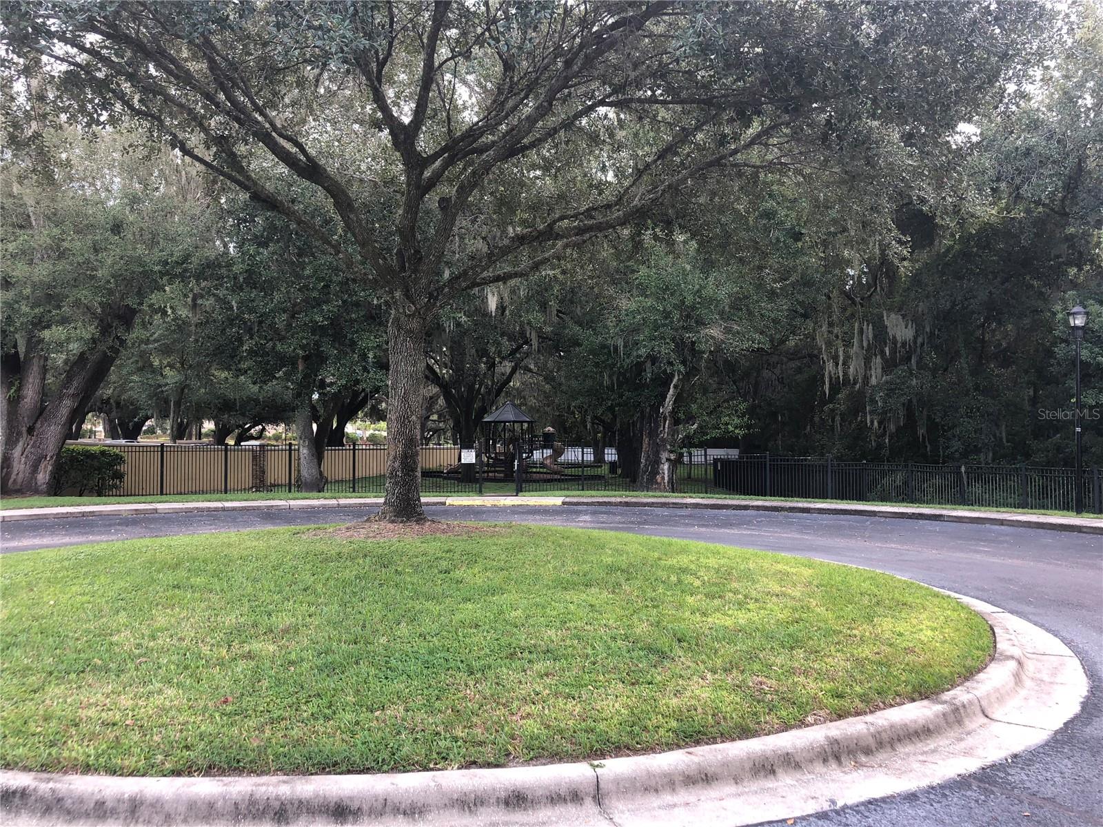 REGENCY KEY TWNHMS - Residential Lease