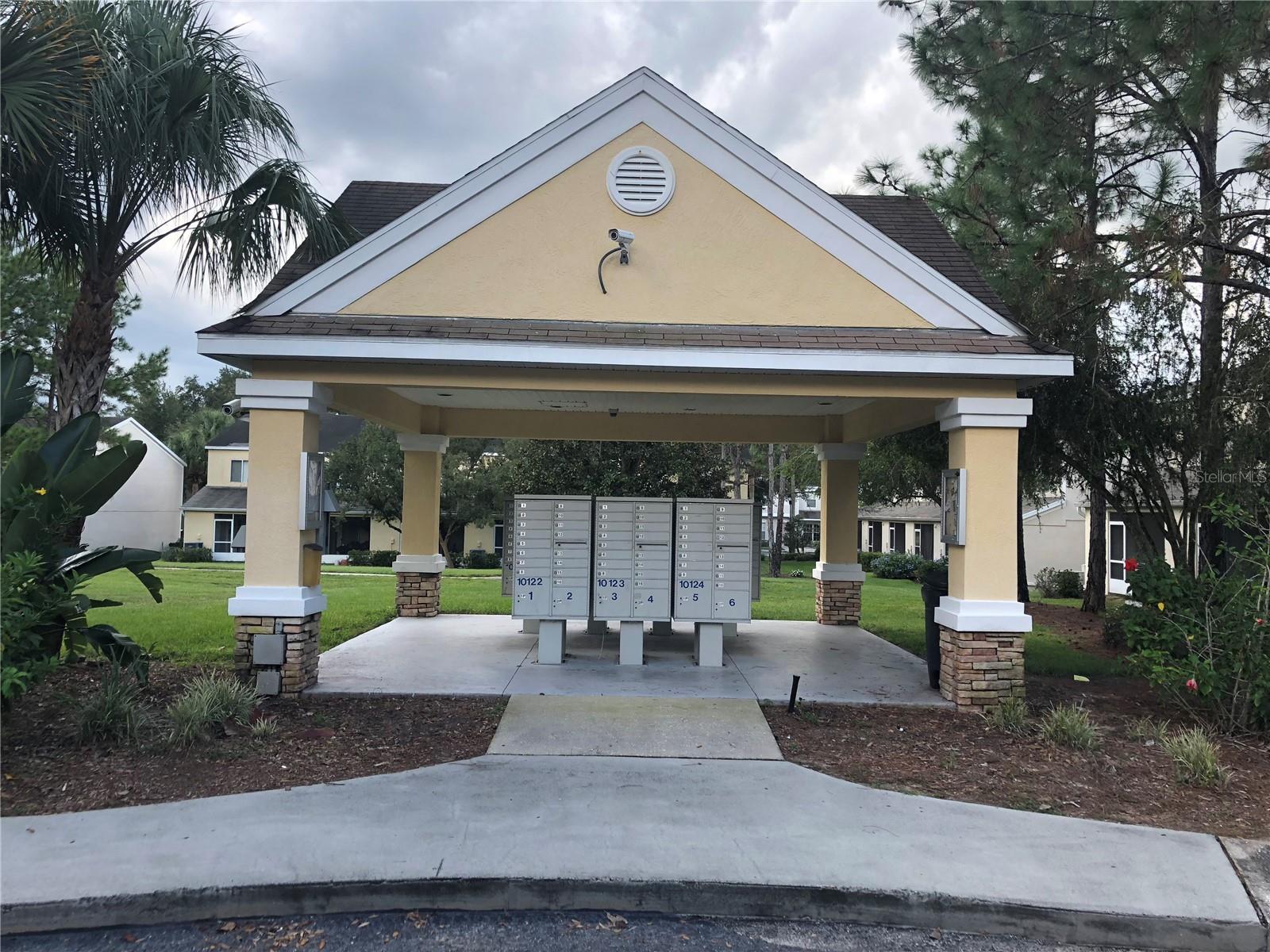 REGENCY KEY TWNHMS - Residential Lease