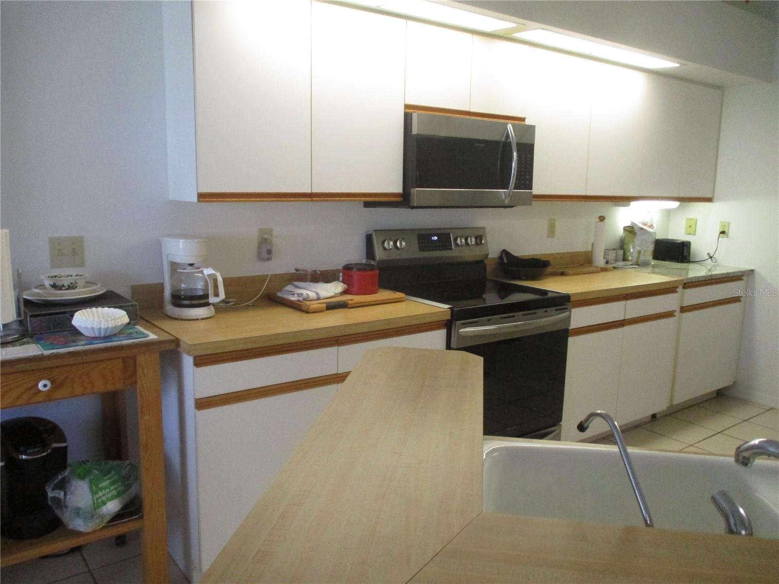 LANCASTER IV CONDO PH - Residential Lease