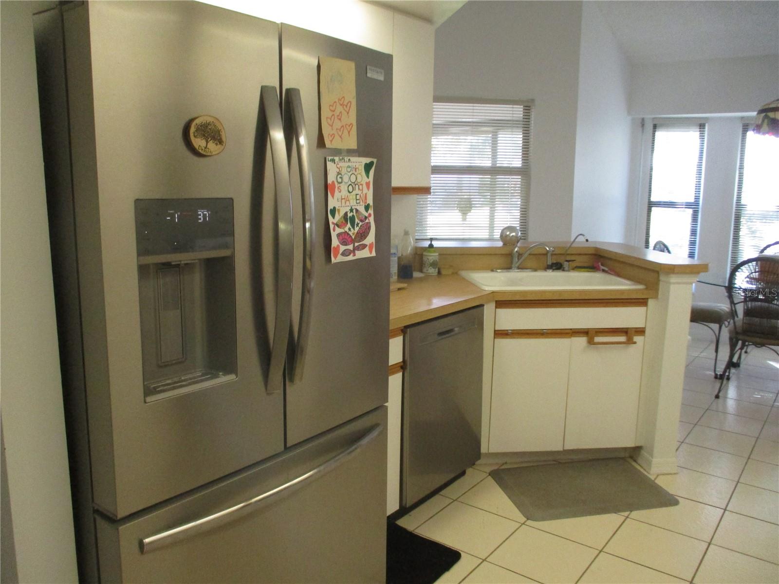 LANCASTER IV CONDO PH - Residential Lease