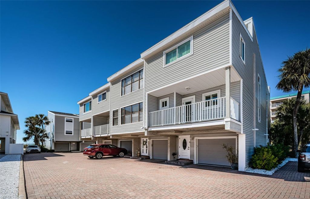 Photo of 12274 1st Street W #8, Treasure Island, FL 33706 (MLS # TB8474216)