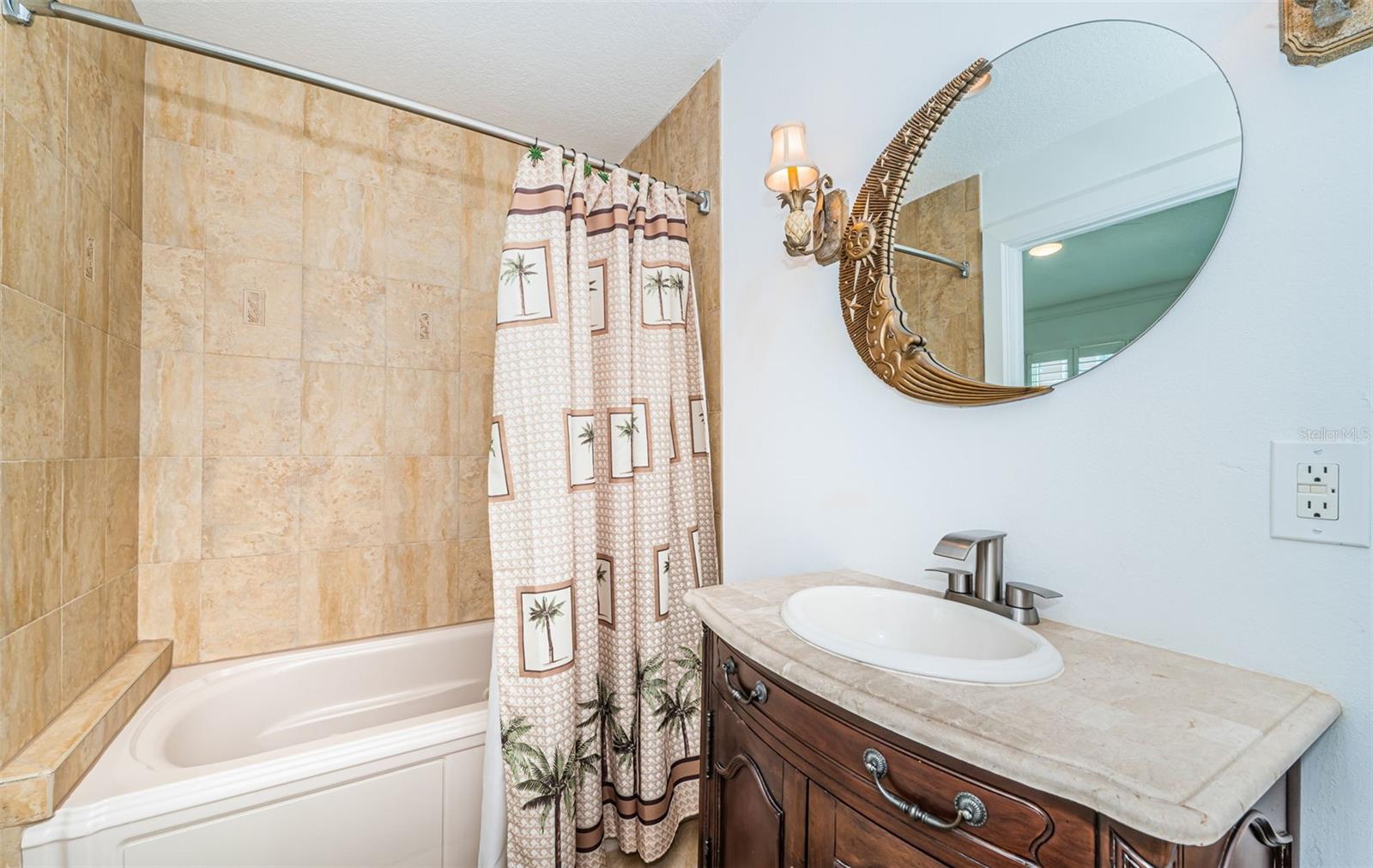 CEDARSAND CONDO - Residential