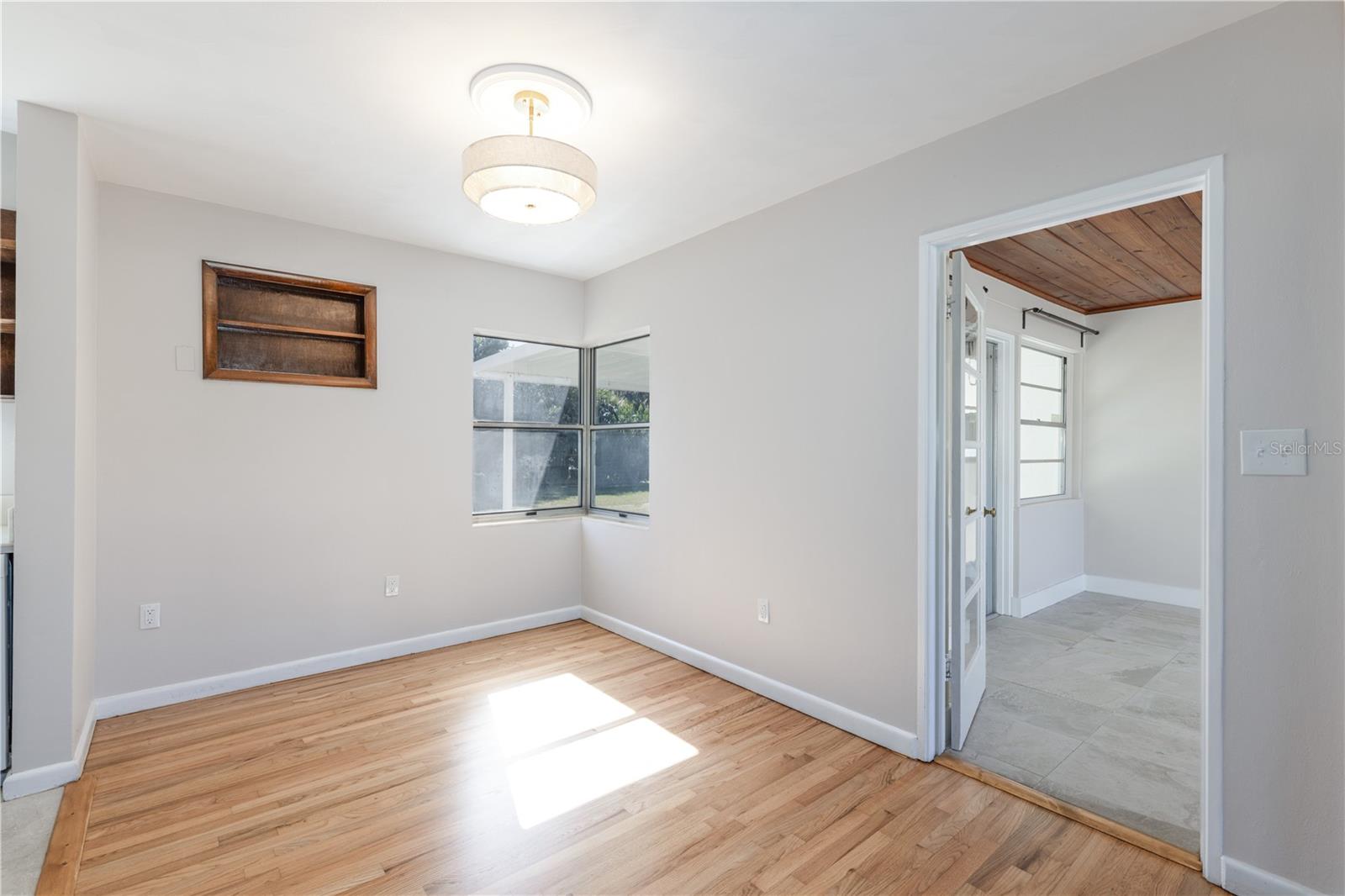 SYLVAN SHORES - Residential