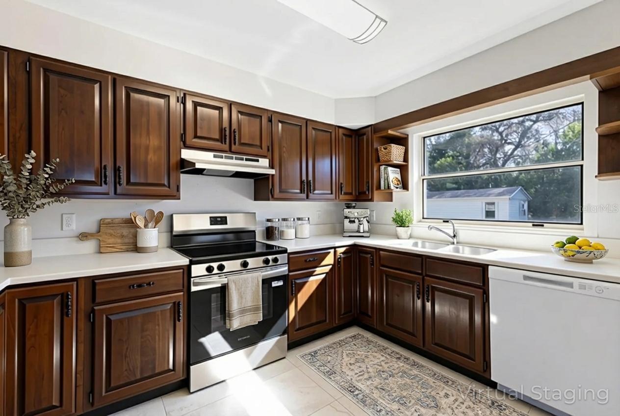 SYLVAN SHORES - Residential