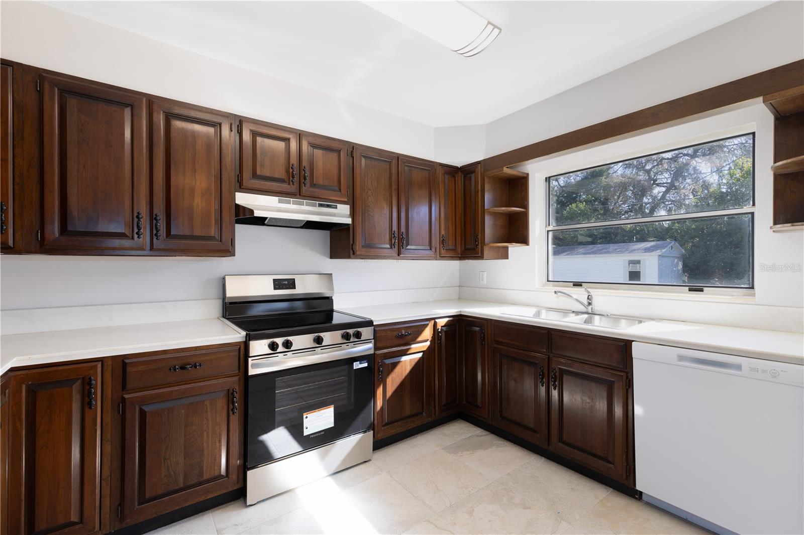 SYLVAN SHORES - Residential