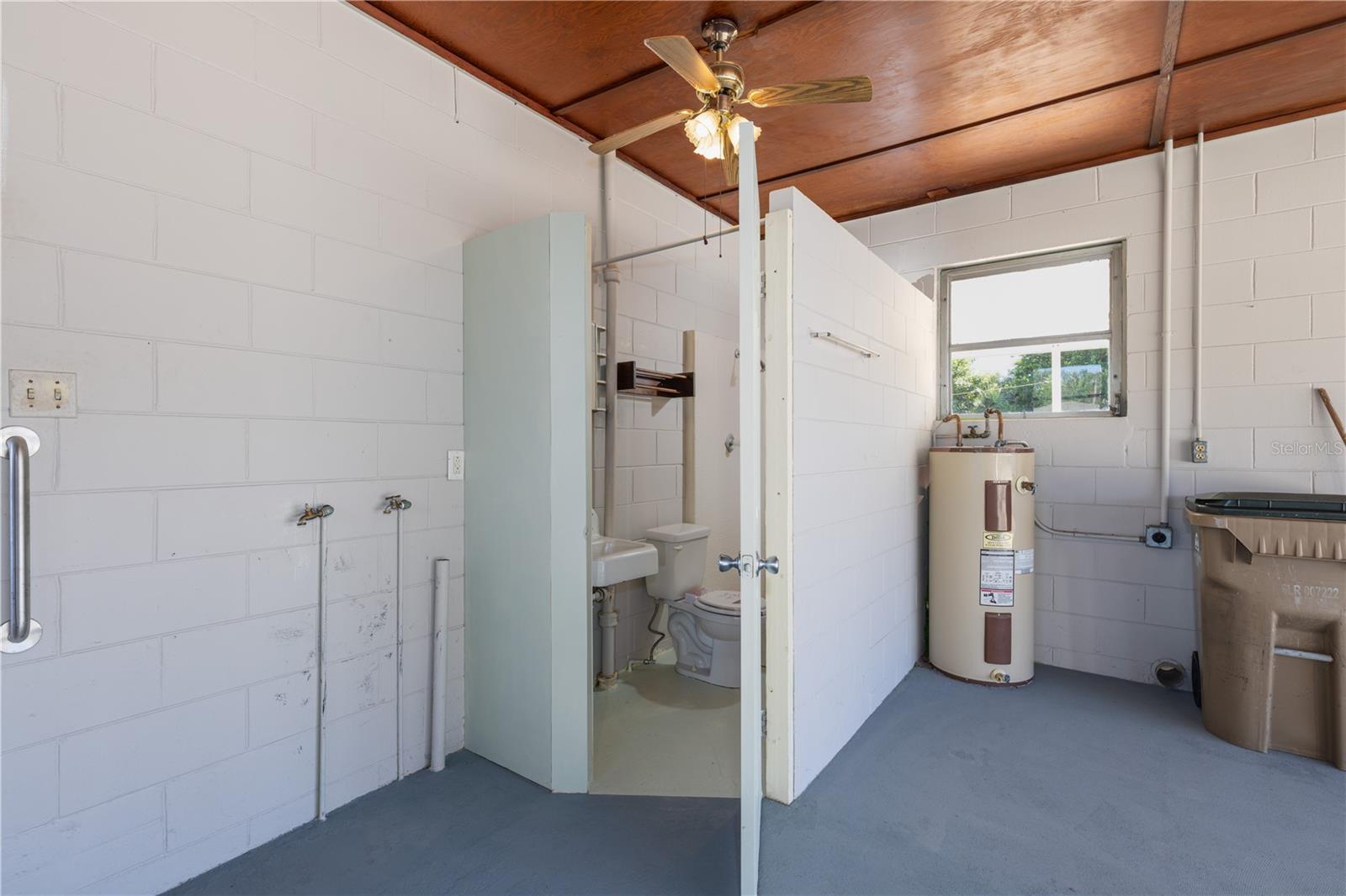 SYLVAN SHORES - Residential