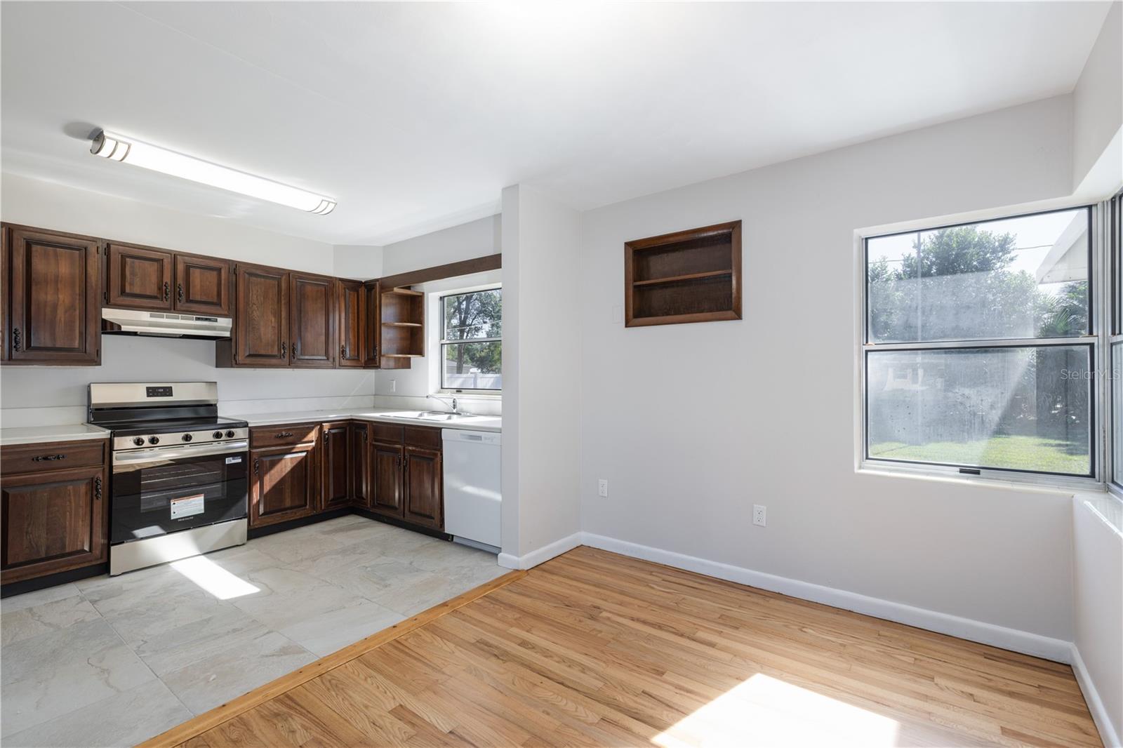 SYLVAN SHORES - Residential