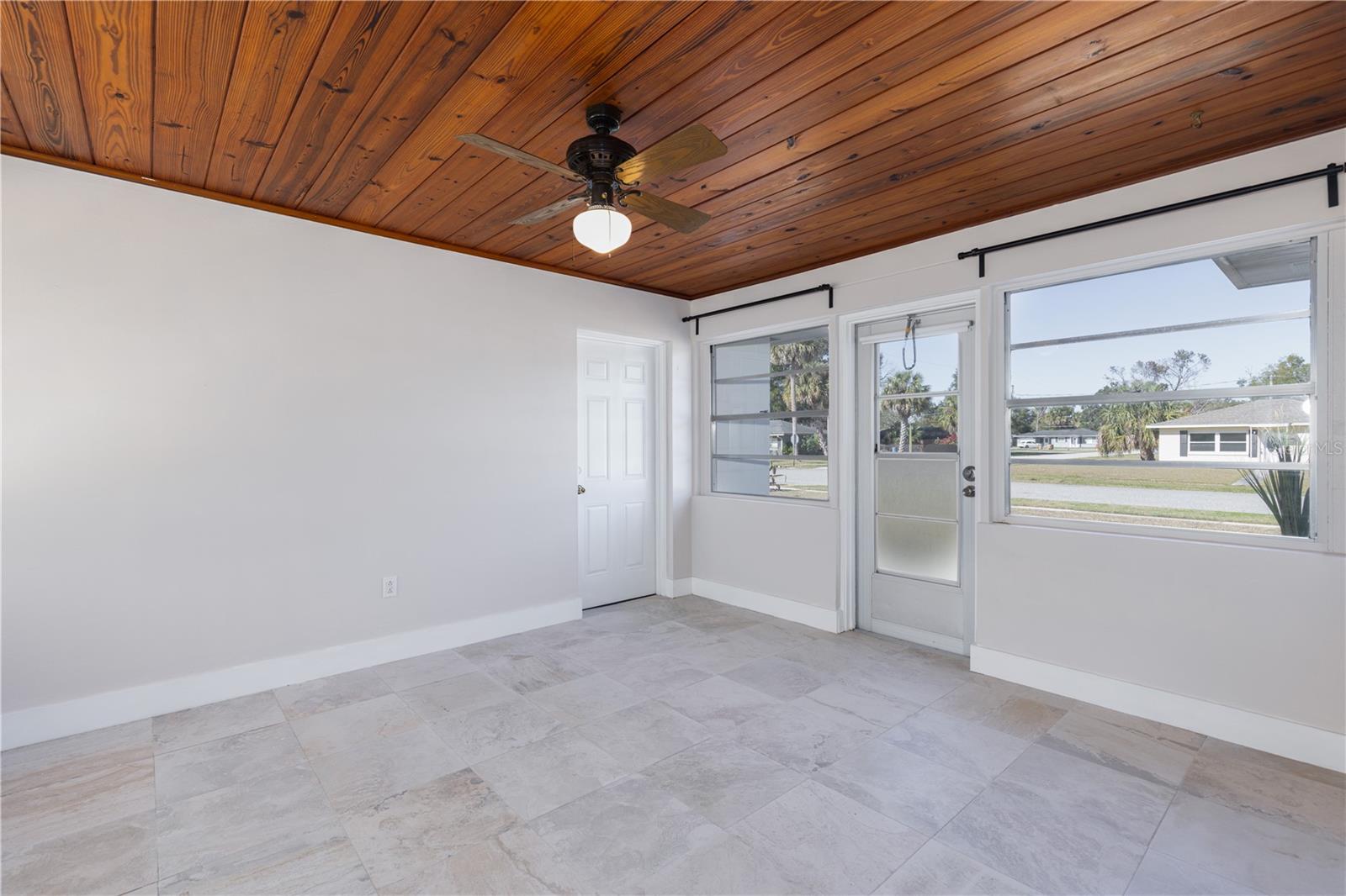 SYLVAN SHORES - Residential