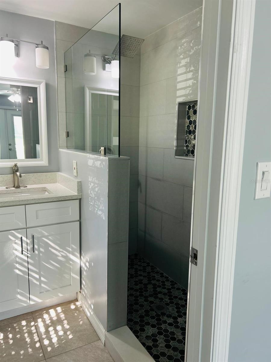 SPRING HILL - Residential Lease