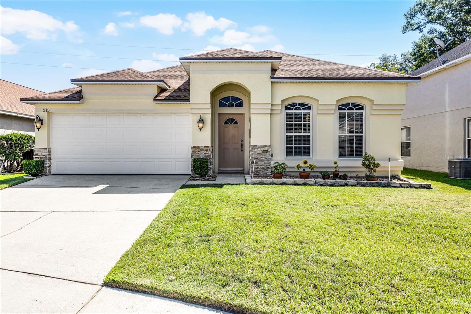 215 BRONZE LEAF COURT