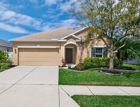 Photo of 10836 79th Street E, Parrish, FL 34219 (MLS # A4686550)