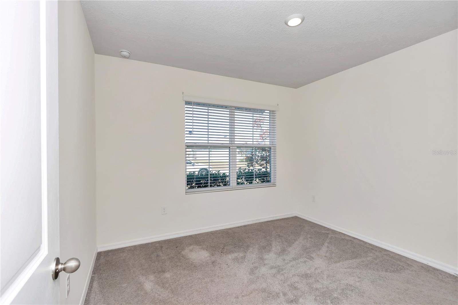 LAKE DIAMOND NORTH - Residential