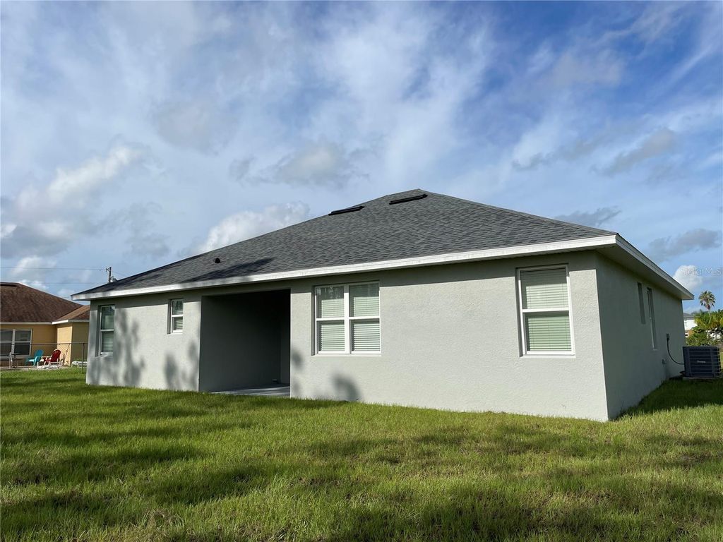 Photo of 917 Gateshead Court, Kissimmee, FL 34758 (MLS # O6355580)