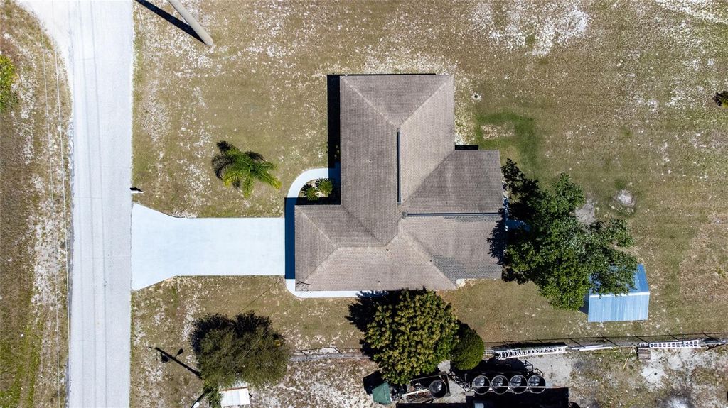 Photo of 52 N York Road, Avon Park, FL 33825 (MLS # O6333385)