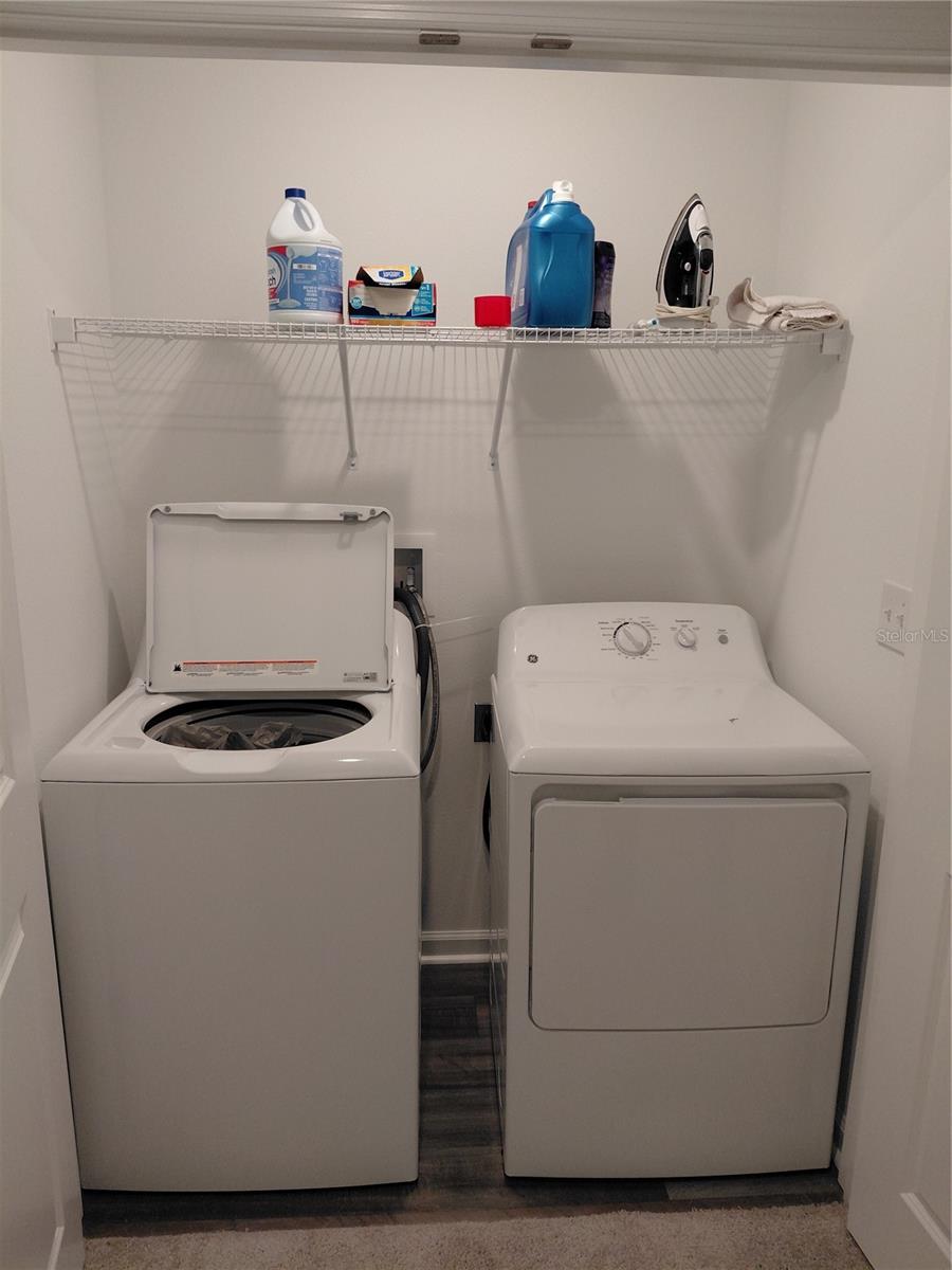 VISTA WALK - Residential