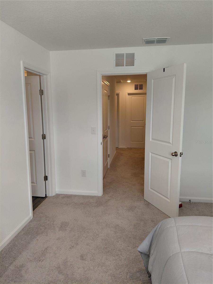 VISTA WALK - Residential