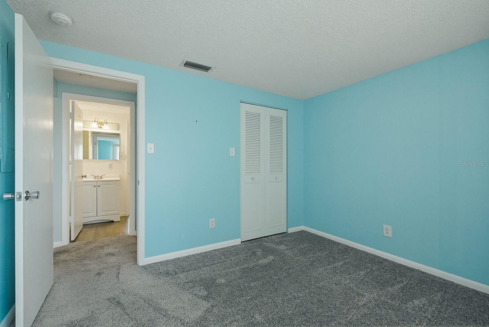 SEVEN SPGS VILLAS CONDO - Residential