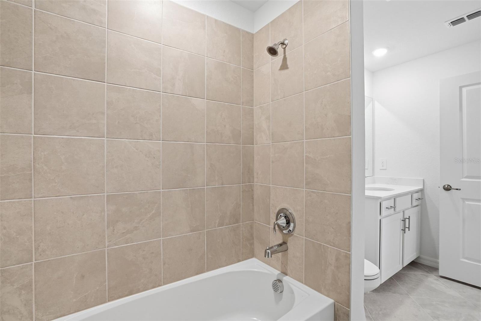 WELLEN PARK GOLF & COUNTRY CLUB - Residential