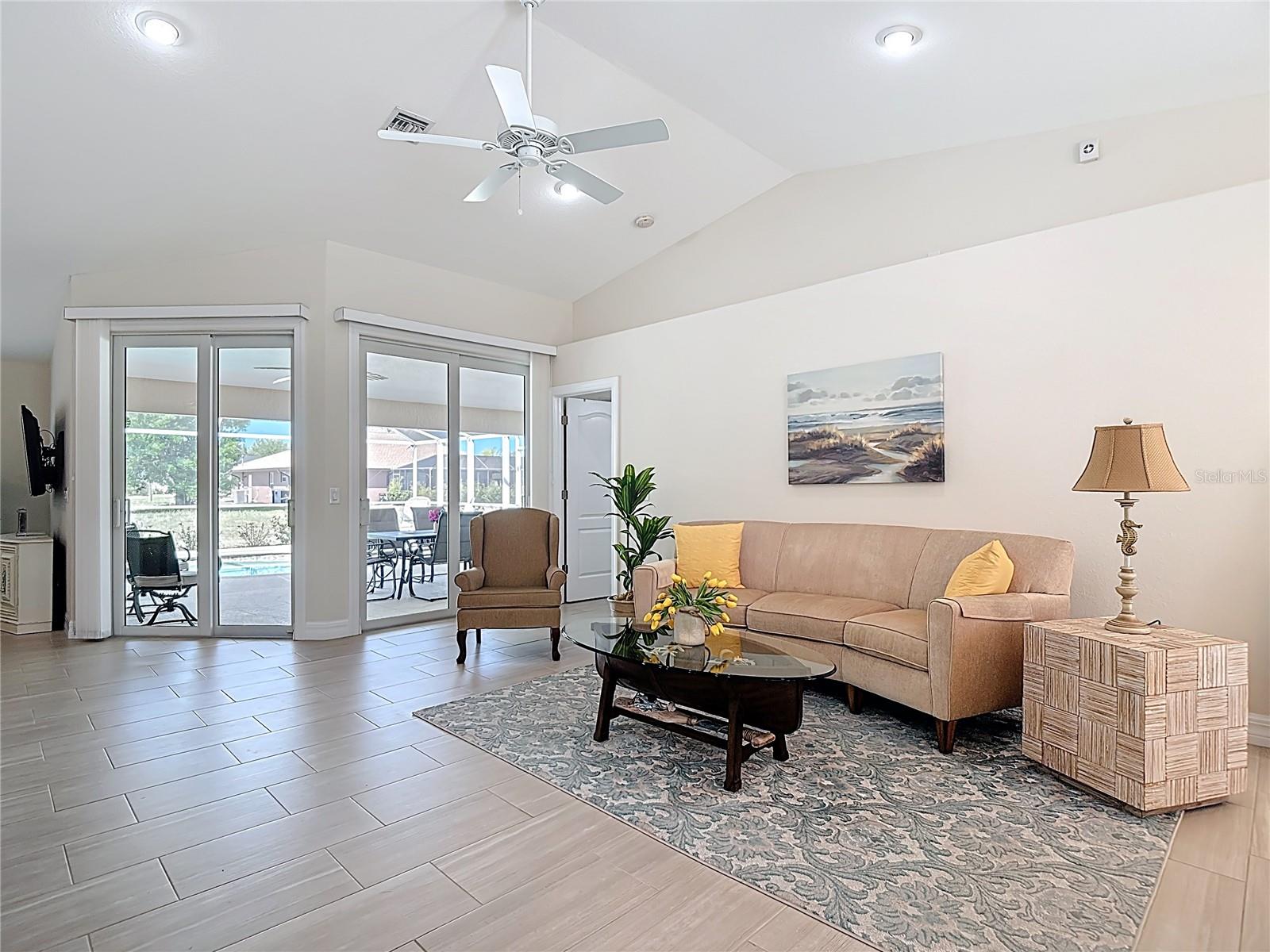 ROTONDA WEST PINEHURST - Residential