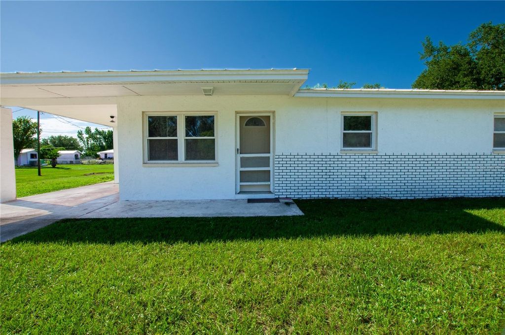 Photo of 1449 SE Peach Drive, Arcadia, FL 34266 (MLS # C7514808)