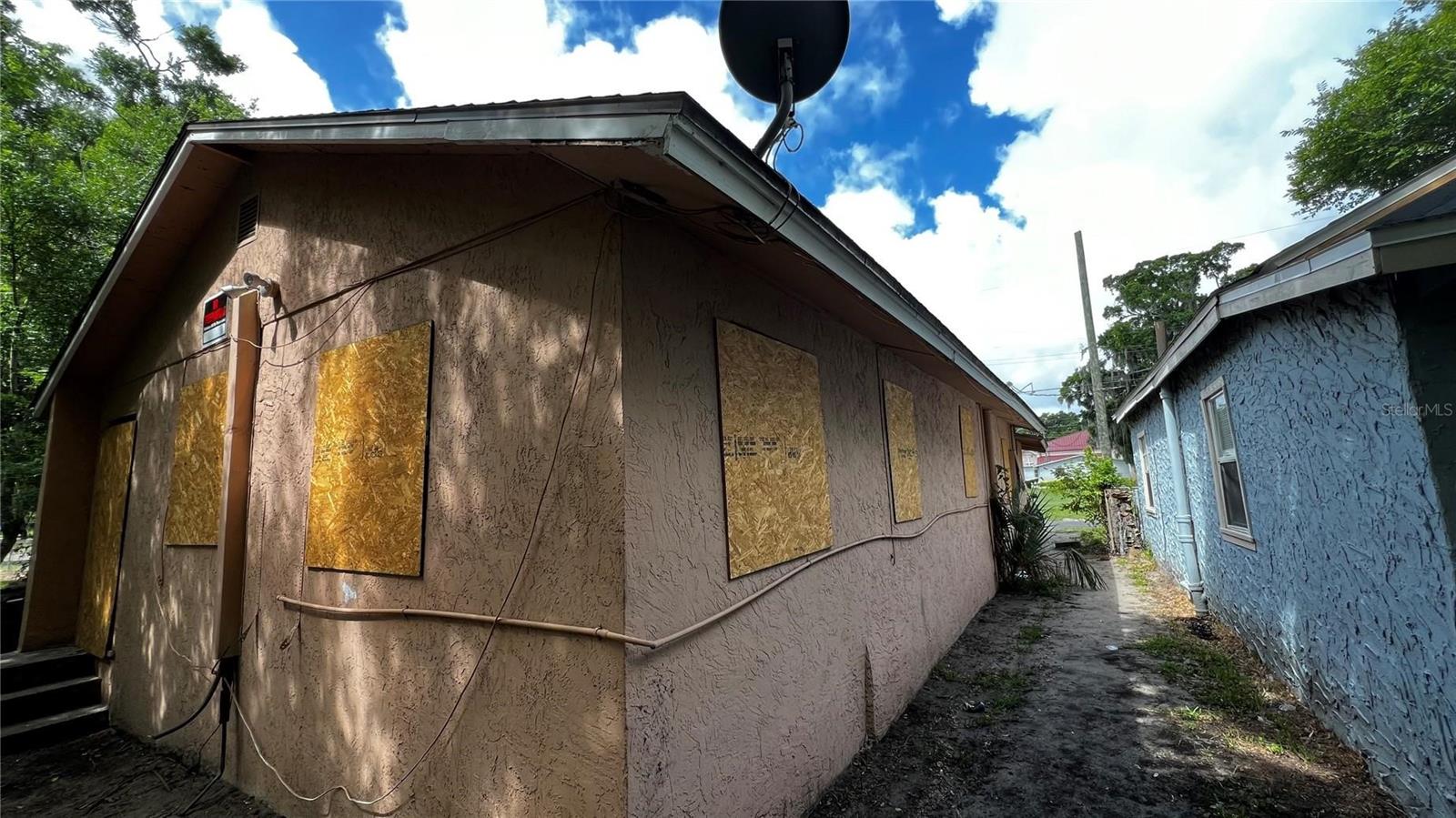 CONRAD & BULLARD LT 04 & 05 BLK 27 DAYTONA - Residential