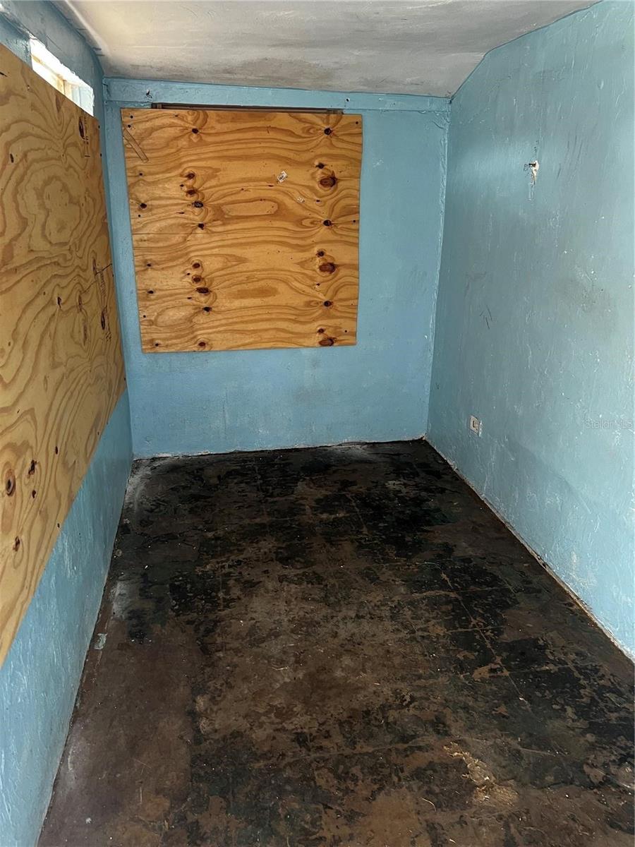 CONRAD & BULLARD LT 04 & 05 BLK 27 DAYTONA - Residential