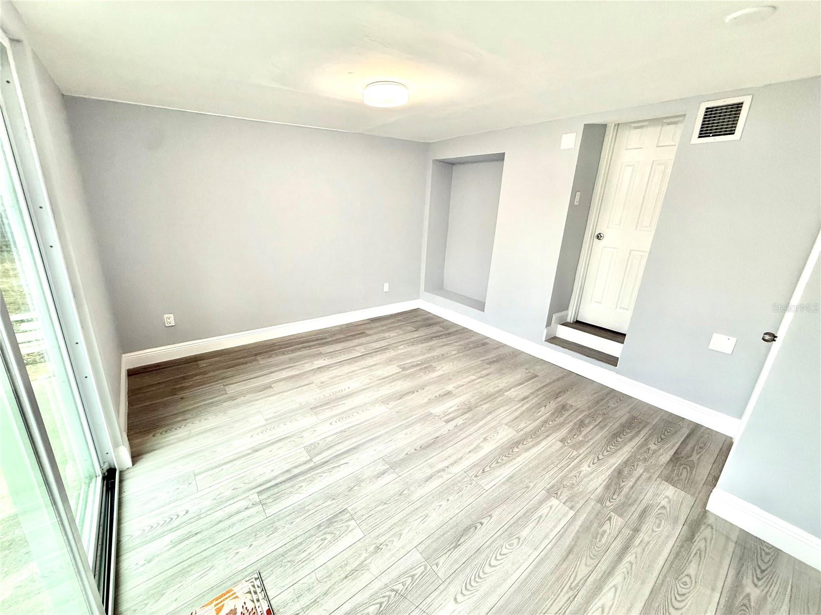 ELLA-MAR PARK - Residential