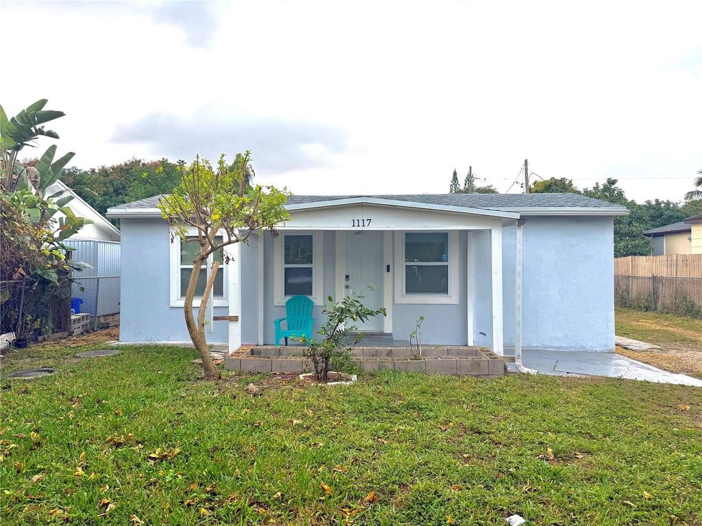 Photo of 1117 Lehto Lane, Lake Worth, FL 33461 (MLS # GC536601)