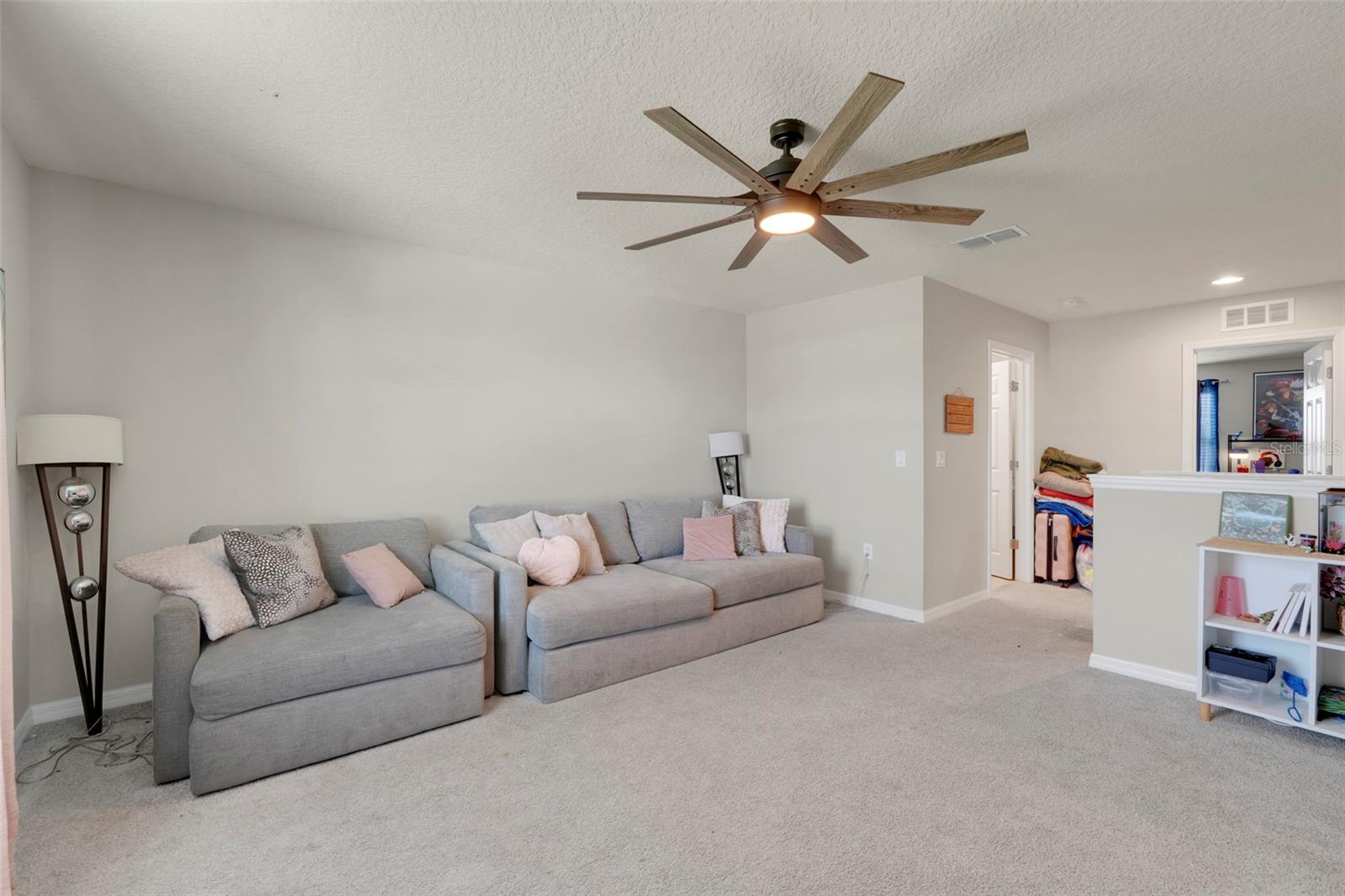 CROWN POINTE COVE - Residential