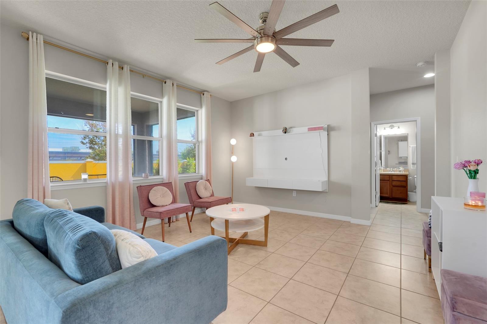 CROWN POINTE COVE - Residential