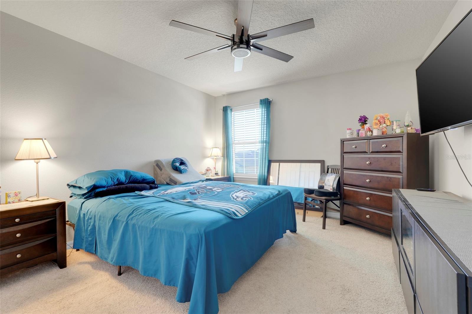 CROWN POINTE COVE - Residential