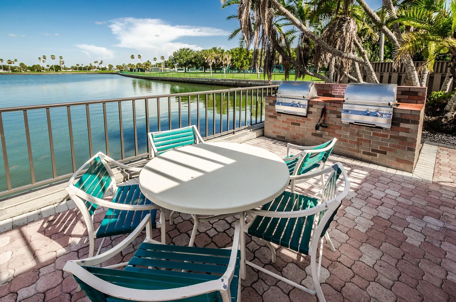 PARADISE ISLAND TOWERS CONDO - Residential